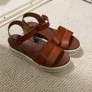 Mia Lydia Wedge in Cognac size 9